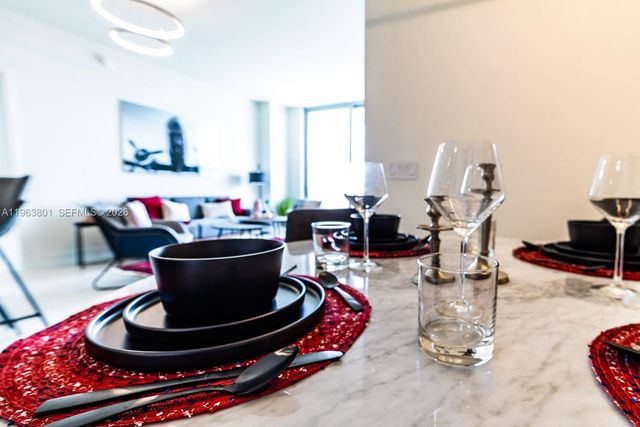 2000 Metropica Way 806, Sunrise, FL 33323