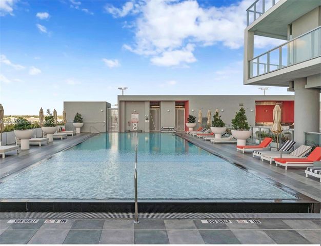 2000 Metropica Way 806, Sunrise, FL 33323