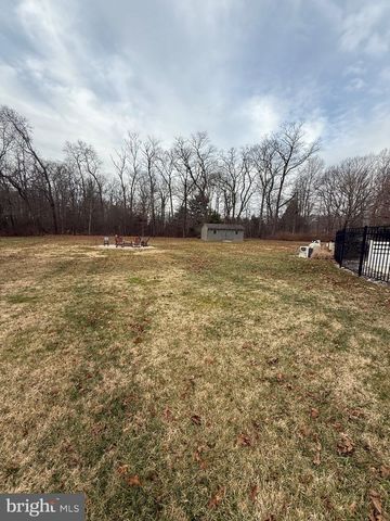 727 CLOVER HILL, Bridgeton, NJ 08302