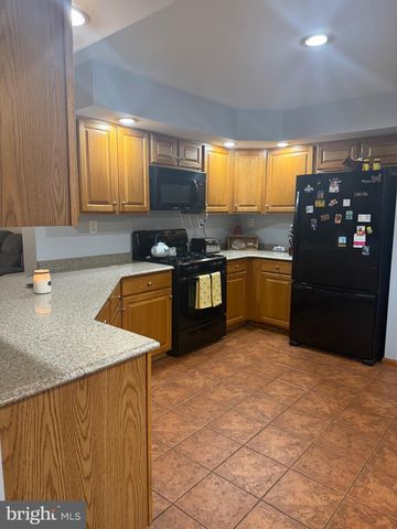 727 CLOVER HILL, Bridgeton, NJ 08302