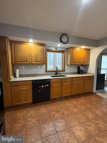 727 CLOVER HILL, Bridgeton, NJ 08302