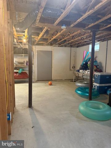 727 CLOVER HILL, Bridgeton, NJ 08302