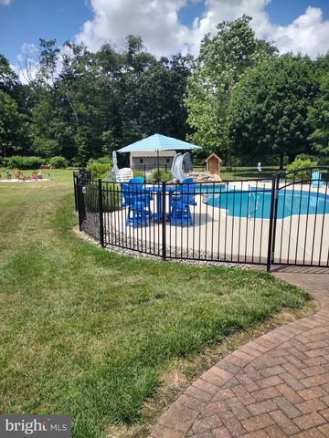 727 CLOVER HILL, Bridgeton, NJ 08302