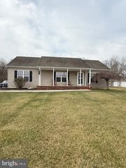 727 CLOVER HILL, Bridgeton, NJ 08302