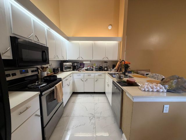 1051 Summit Place Circle D, West Palm Beach, FL 33415