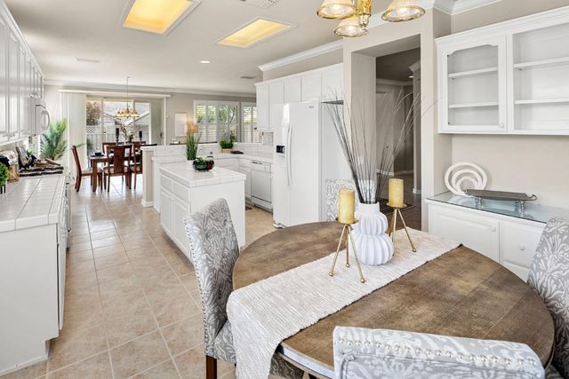 1289 Magnolia Ln, Lincoln, CA 95648