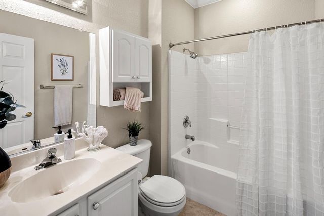 1289 Magnolia Ln, Lincoln, CA 95648