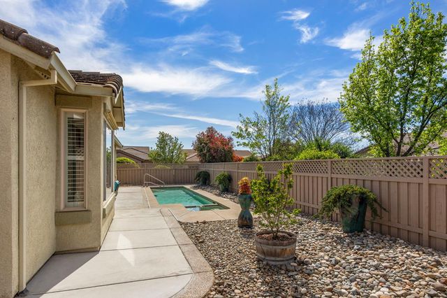 1289 Magnolia Ln, Lincoln, CA 95648