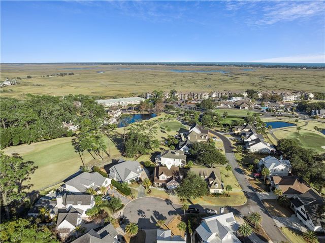 18 Country Club Court, St Simons Island, GA 31522