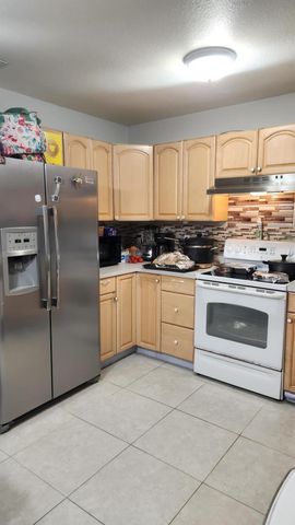 2289 SE Seamist Street, Port St Lucie, FL 34952