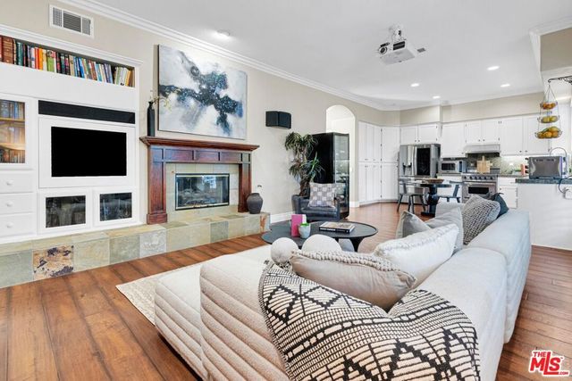 92 Winslow Lane, Irvine, CA 92620