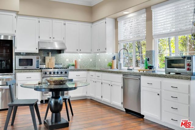 92 Winslow Lane, Irvine, CA 92620