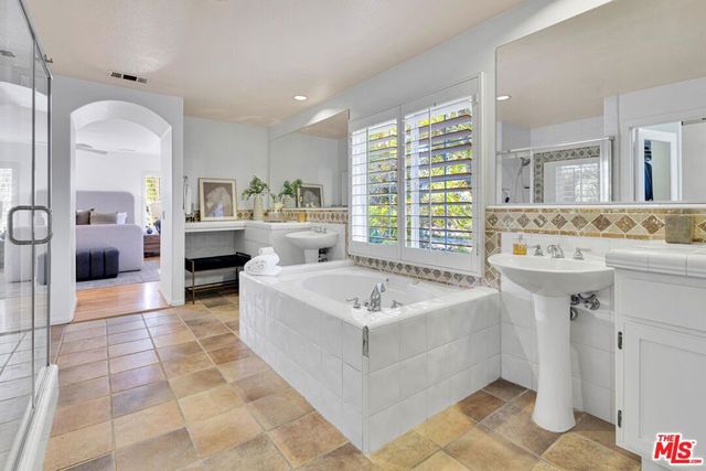 92 Winslow Lane, Irvine, CA 92620