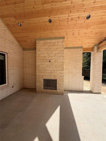 114 Magnolia Bend, Roman Forest, TX 77357