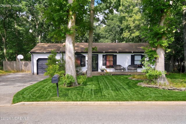 726 Lake Barnegat Drive N, Lanoka Harbor, NJ 08734