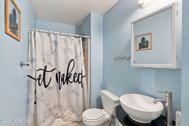 726 Lake Barnegat Drive N, Lanoka Harbor, NJ 08734