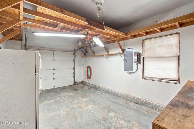 726 Lake Barnegat Drive N, Lanoka Harbor, NJ 08734