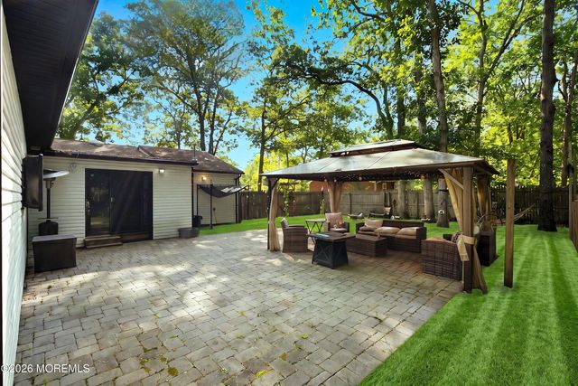 726 Lake Barnegat Drive N, Lanoka Harbor, NJ 08734