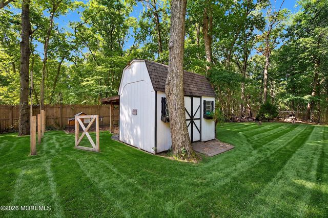 726 Lake Barnegat Drive N, Lanoka Harbor, NJ 08734