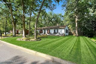 726 Lake Barnegat Drive N, Lanoka Harbor, NJ 08734