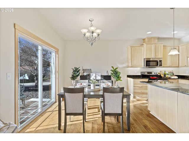 333 Nw 58TH St, Newport, OR 97365