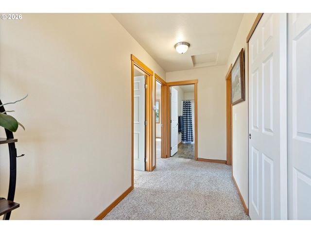 333 Nw 58TH St, Newport, OR 97365