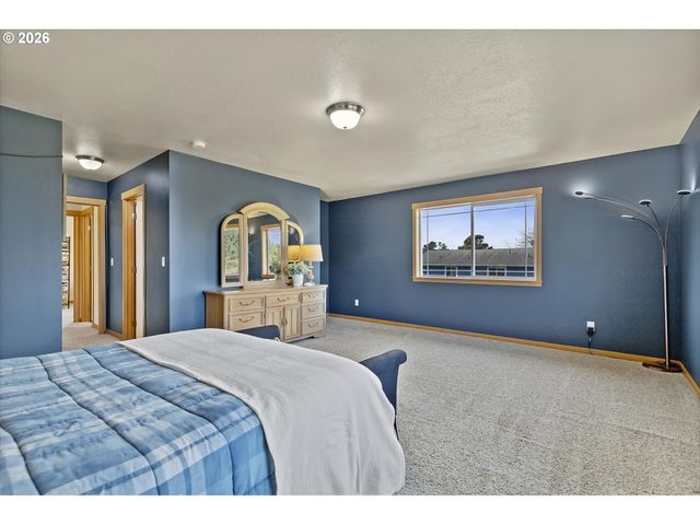 333 Nw 58TH St, Newport, OR 97365