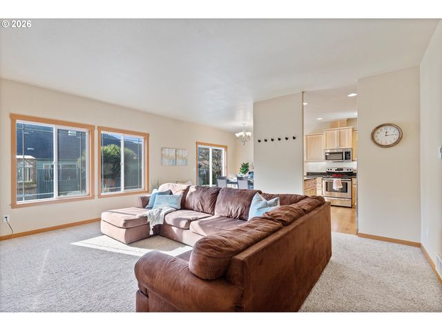 333 Nw 58TH St, Newport, OR 97365