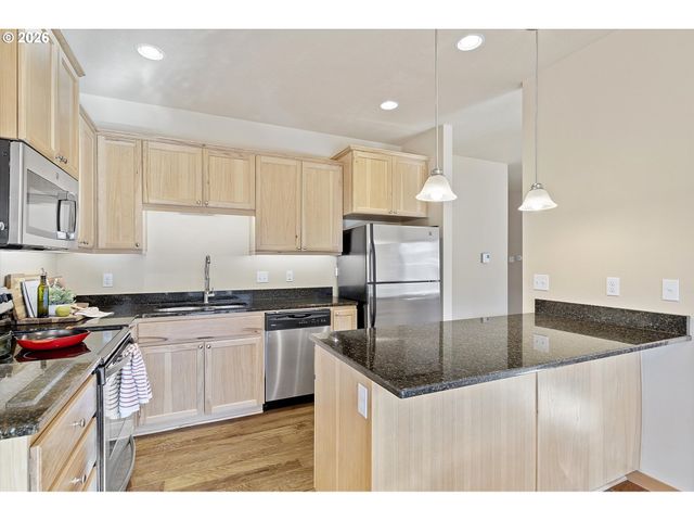 333 Nw 58TH St, Newport, OR 97365