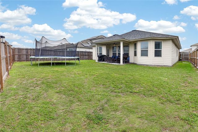1016 Ocean Breeze, Portland, TX 78374