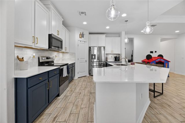 1016 Ocean Breeze, Portland, TX 78374