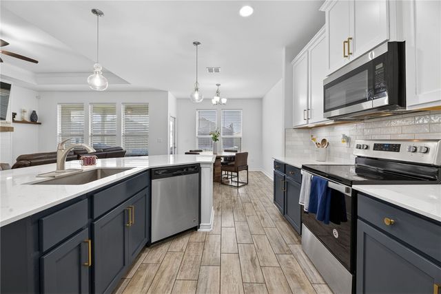 1016 Ocean Breeze, Portland, TX 78374