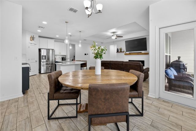 1016 Ocean Breeze, Portland, TX 78374