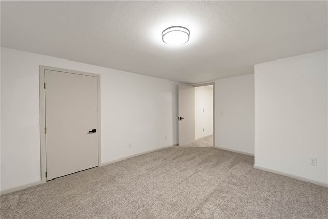 1206 S 16th Avenue W, Newton, IA 50208