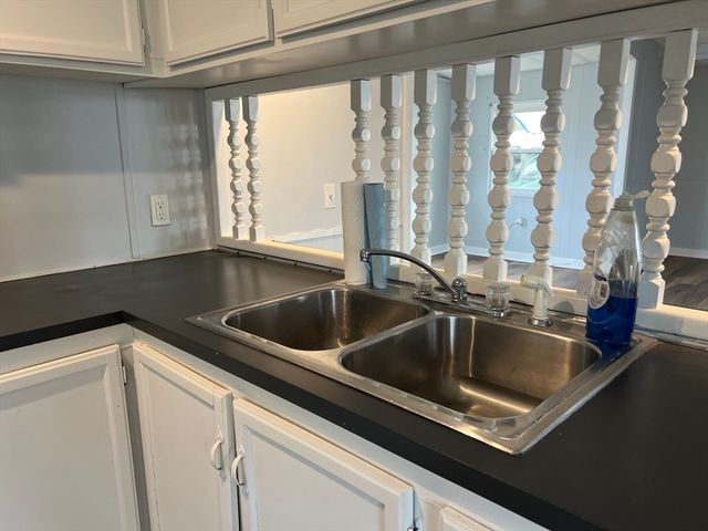 29 Presidents Way, Carver, MA 02330