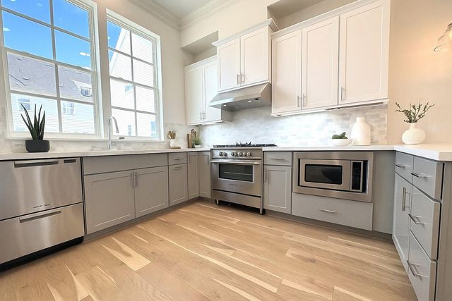 745 Bringhurst Street, Houston, TX 77020