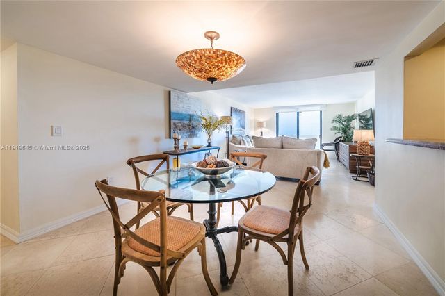 1621 Collins Ave 802, Miami Beach, FL 33139