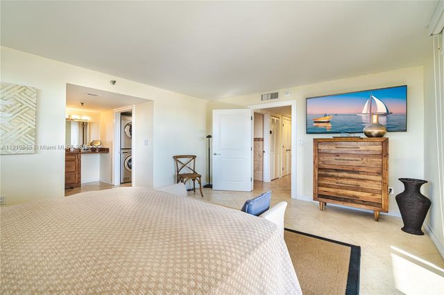 1621 Collins Ave 802, Miami Beach, FL 33139