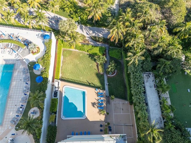 1621 Collins Ave 802, Miami Beach, FL 33139