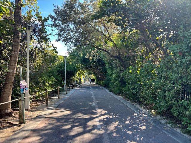 1621 Collins Ave 802, Miami Beach, FL 33139