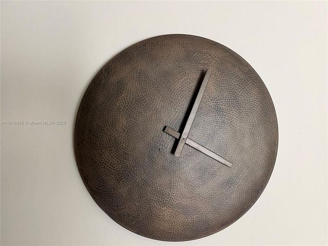 1621 Collins Ave 802, Miami Beach, FL 33139