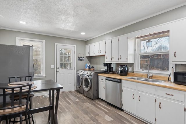 139 Laurel Ct, Hendersonville, TN 37075