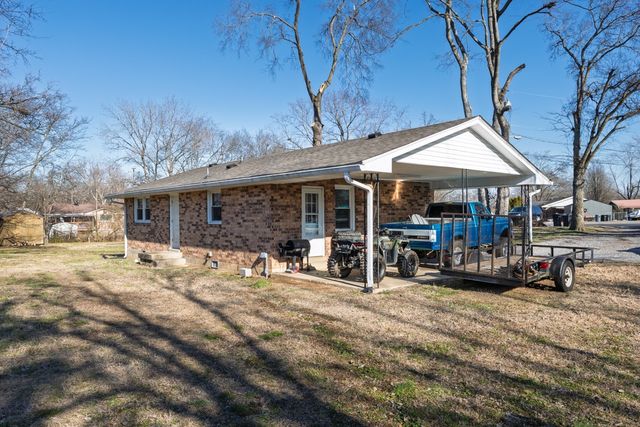 139 Laurel Ct, Hendersonville, TN 37075