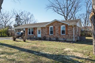 139 Laurel Ct, Hendersonville, TN 37075