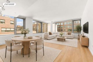425 W 53rd St Apt 603, New York City, NY 10019
