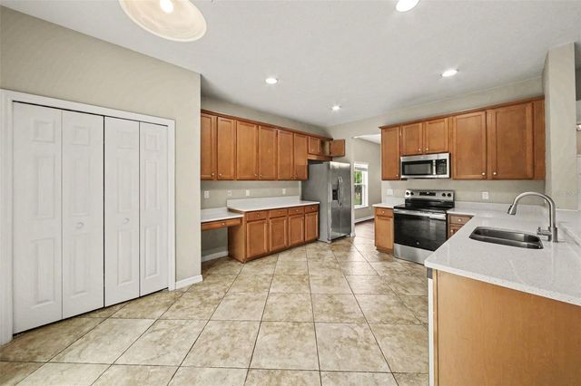 30030 MESSARA COVE, Mount Dora, FL 32757