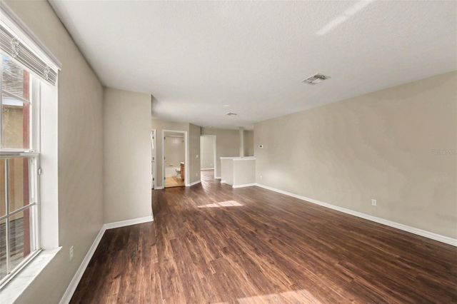 30030 MESSARA COVE, Mount Dora, FL 32757