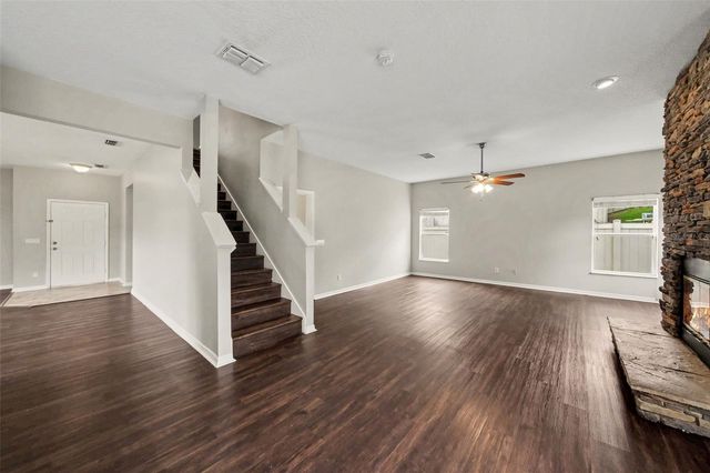 30030 MESSARA COVE, Mount Dora, FL 32757