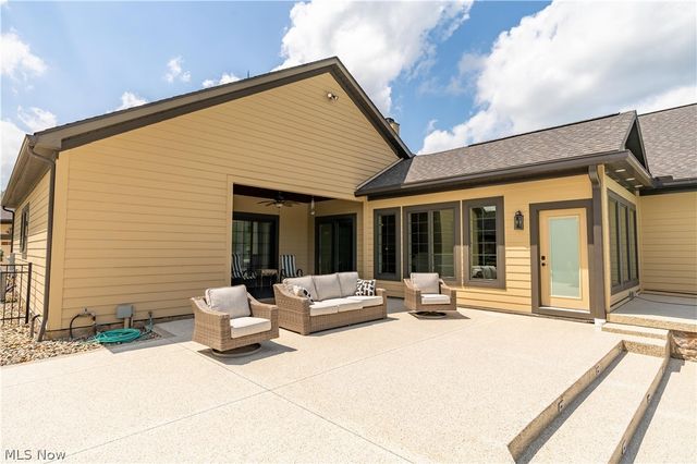 7912 Greenwich Boulevard NW, Massillon, OH 44646