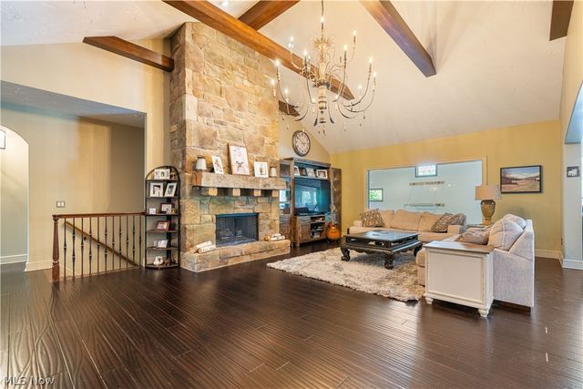 7912 Greenwich Boulevard NW, Massillon, OH 44646